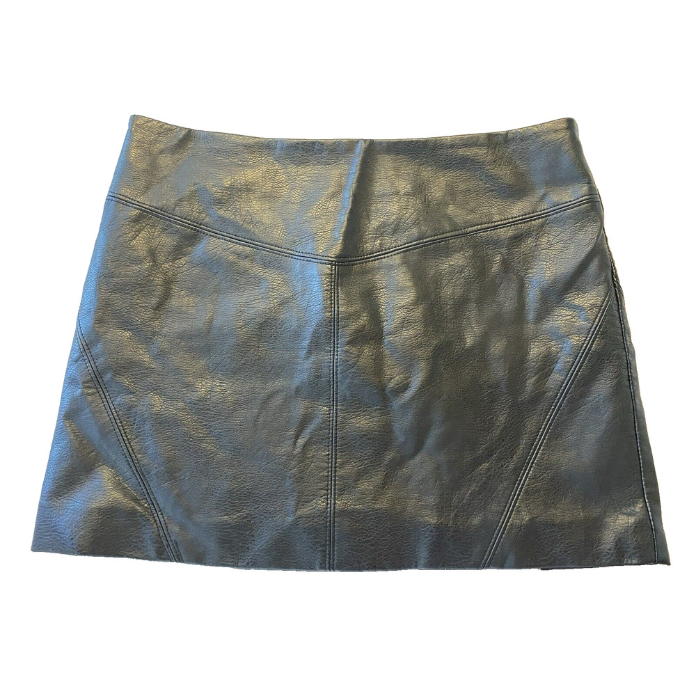 Black mini skirt size 10 vegan leather Divided H and M Goth Grunge lined